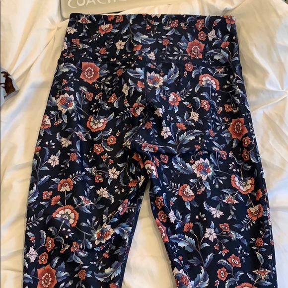 SOULCYCLE FLORAL PANTS - Picture 2 of 5